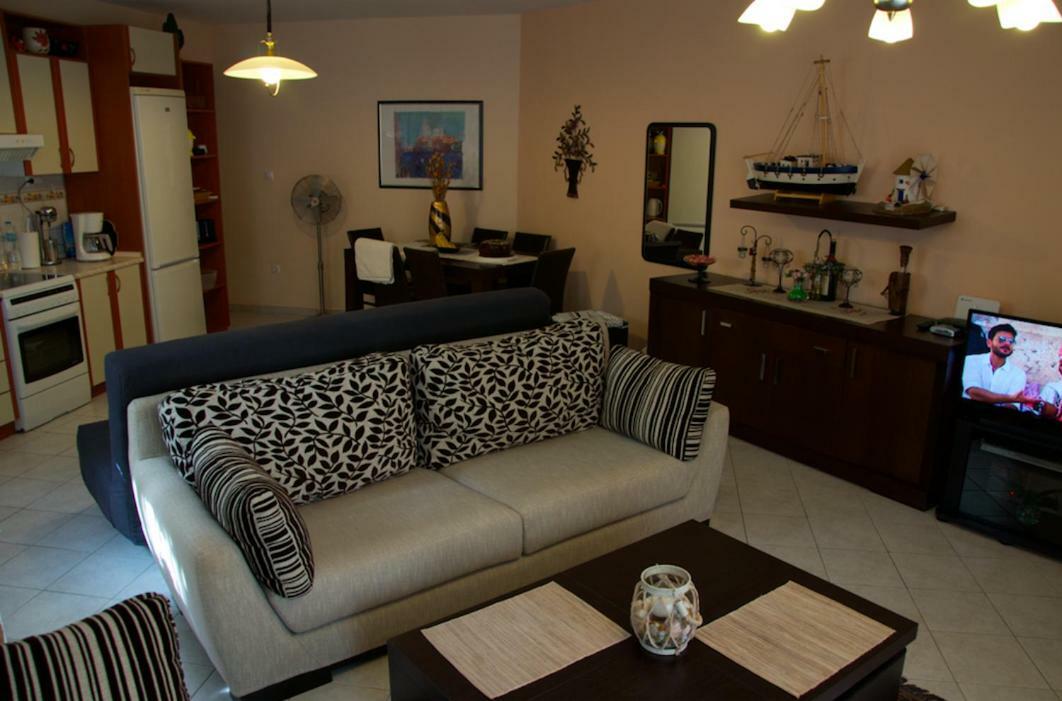 Chanioti Center Apartment Hanioti Exterior photo